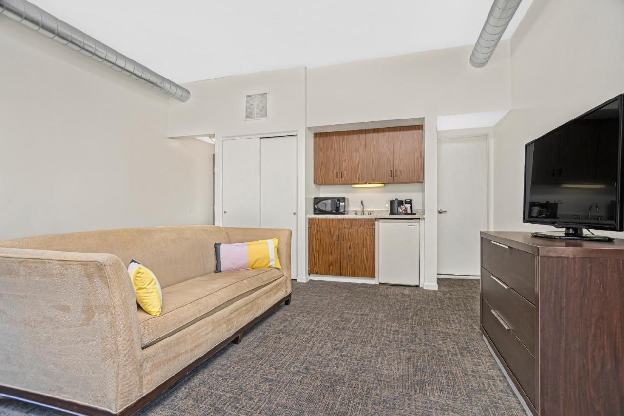 King Suite Sofa Bed Non-Smoking