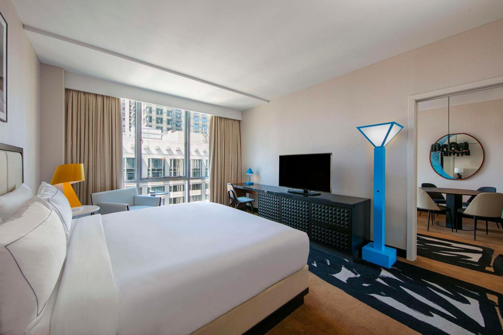 Luxury One-Bedroom King Suite