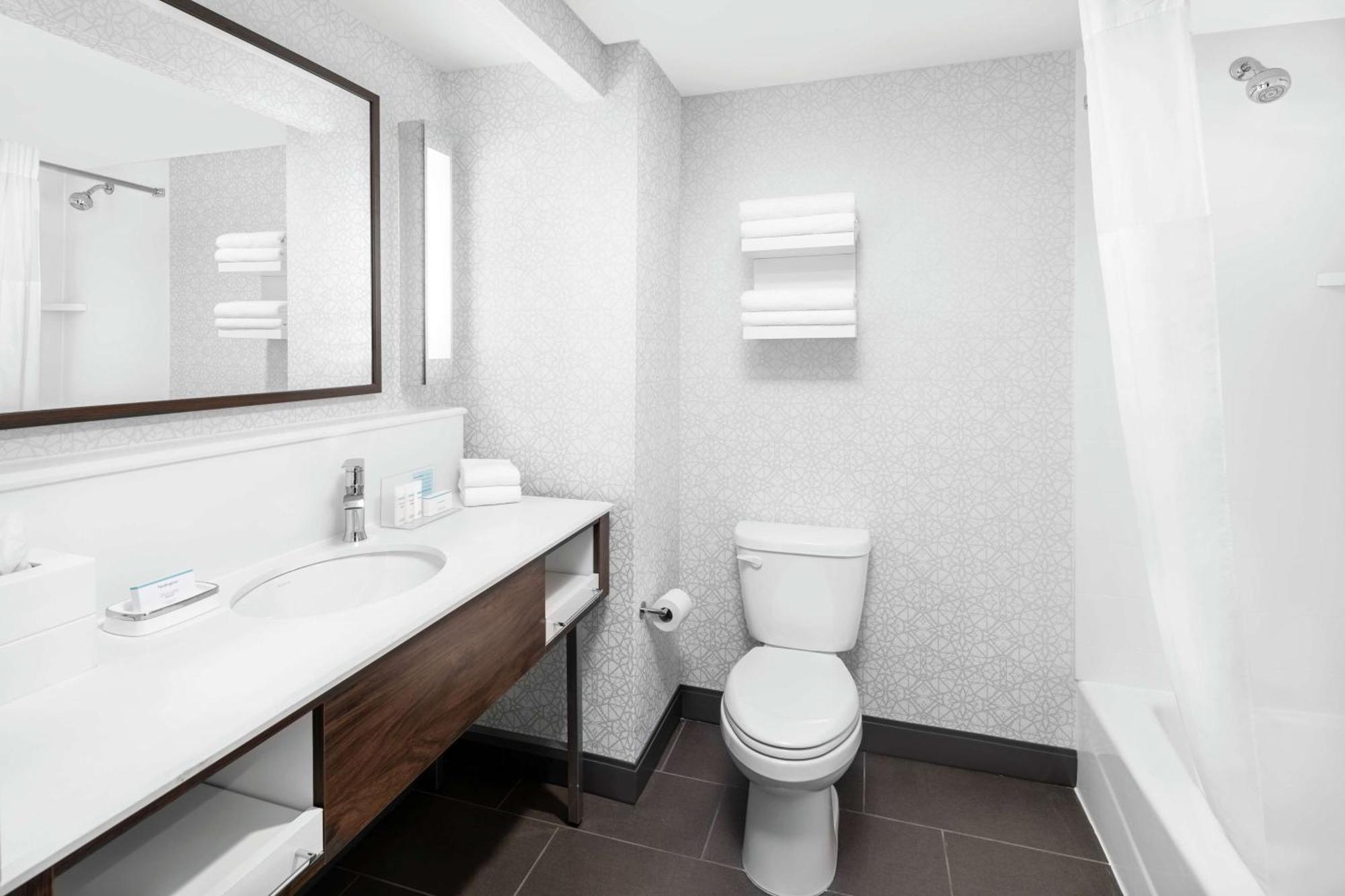 One-Bedroom Suite Two Queen Beds
