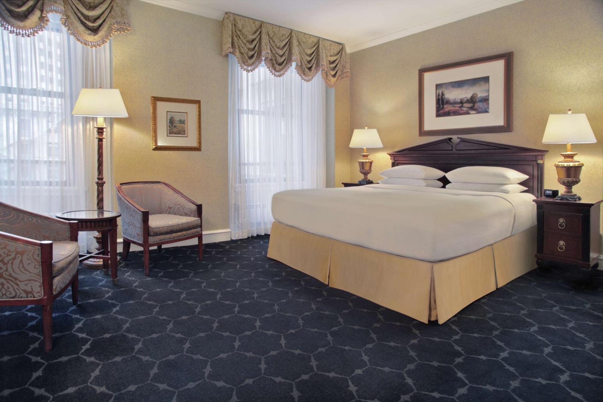 Deluxe King Room