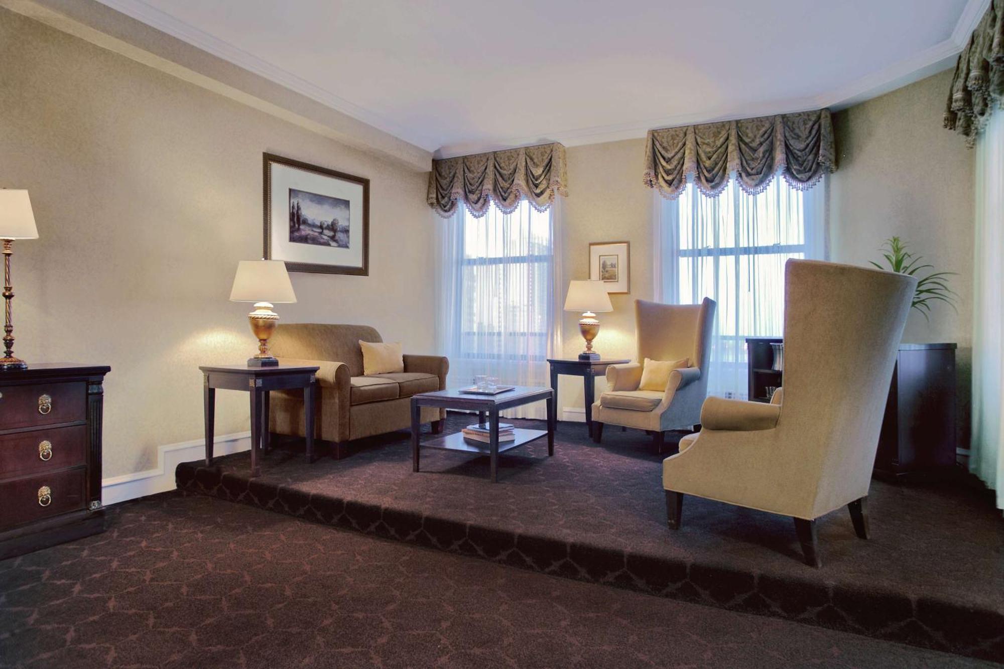 King Studio Suite Lake View