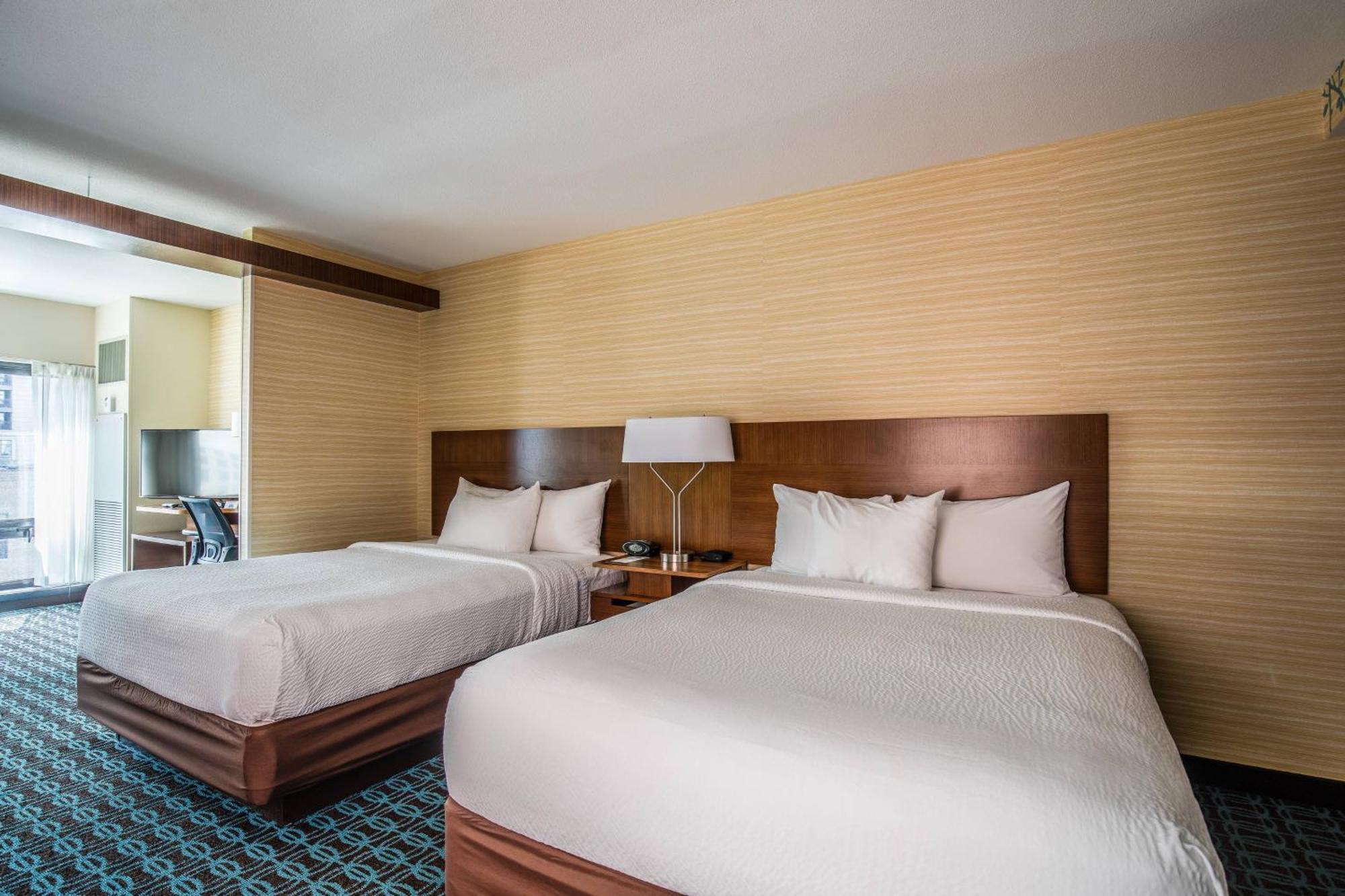 Queen Room Two Queen Beds Hearing Accessible