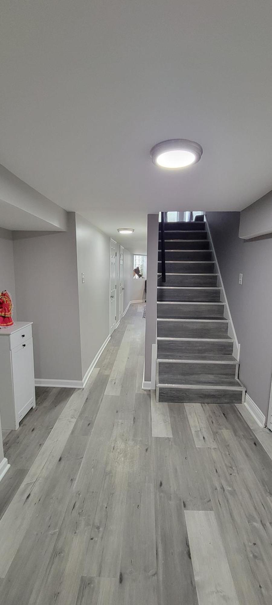 Five-Bedroom Deluxe Apartment