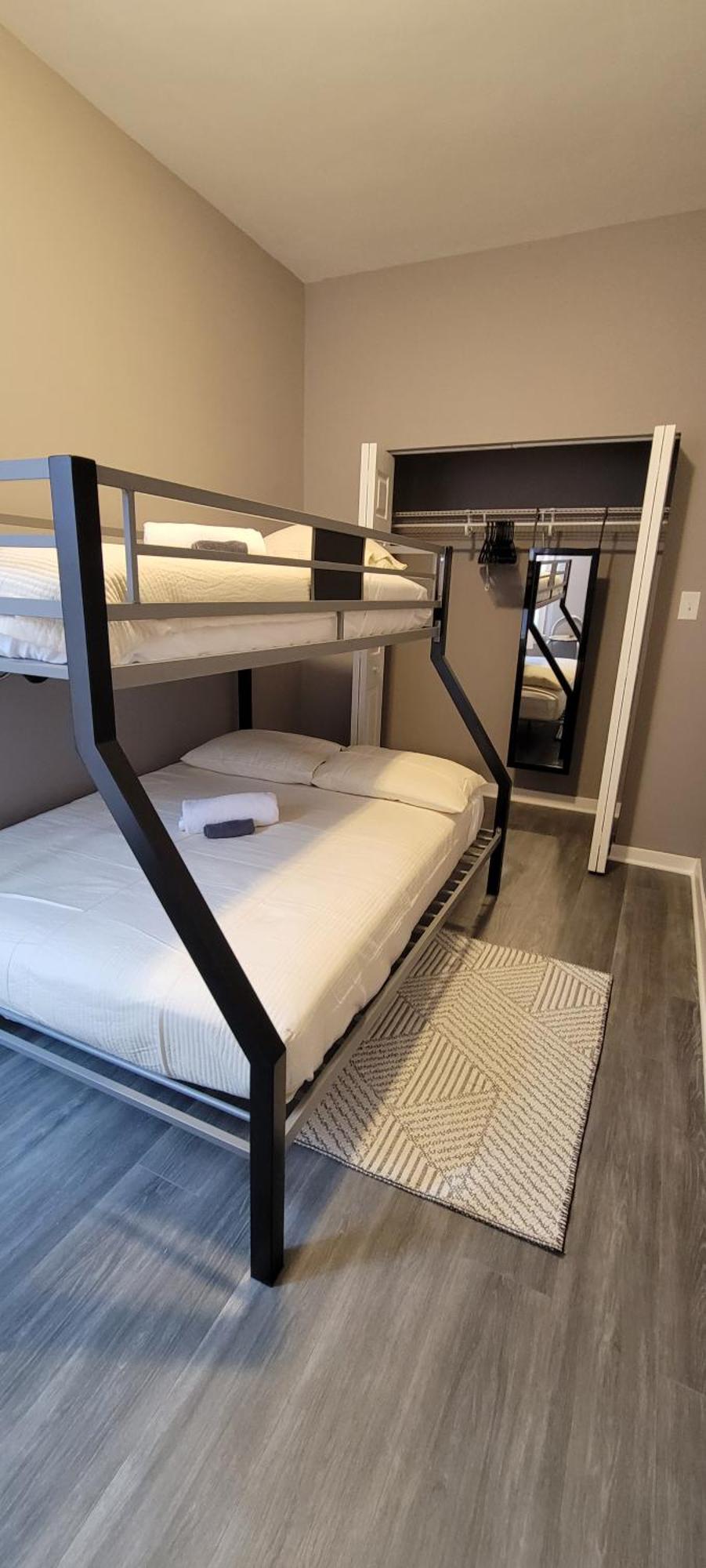 Three-Bedroom Deluxe Apartment