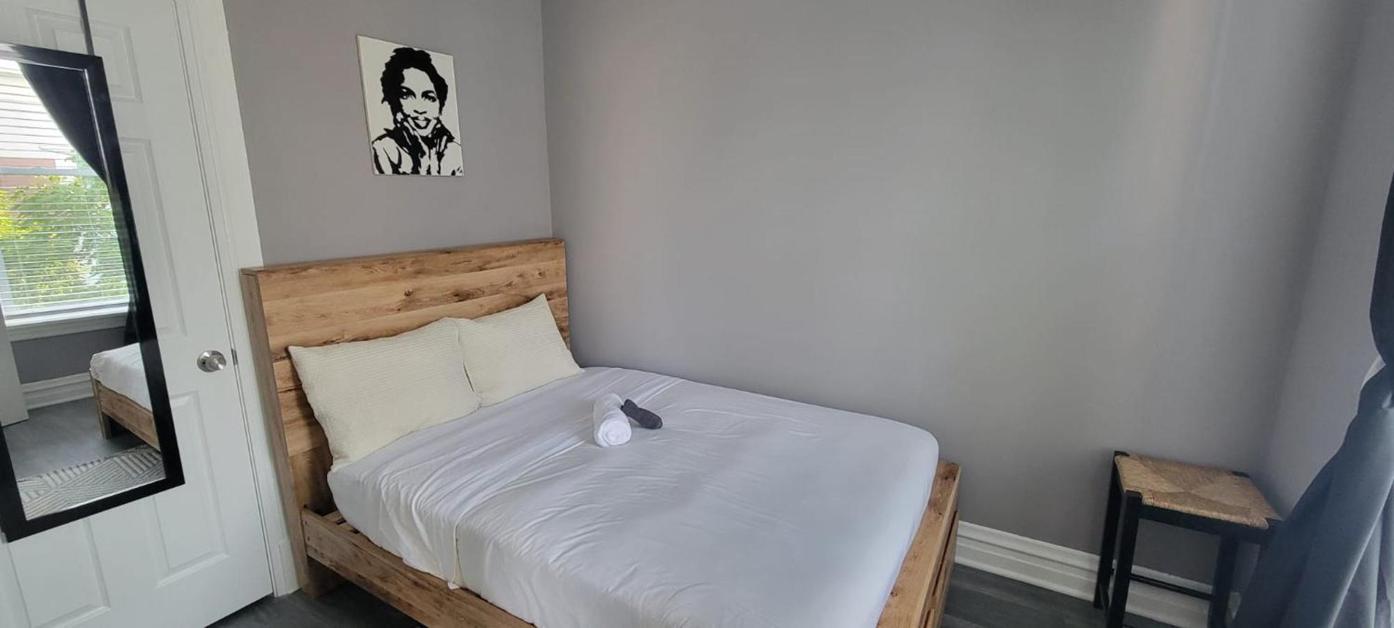 Three-Bedroom Deluxe Apartment
