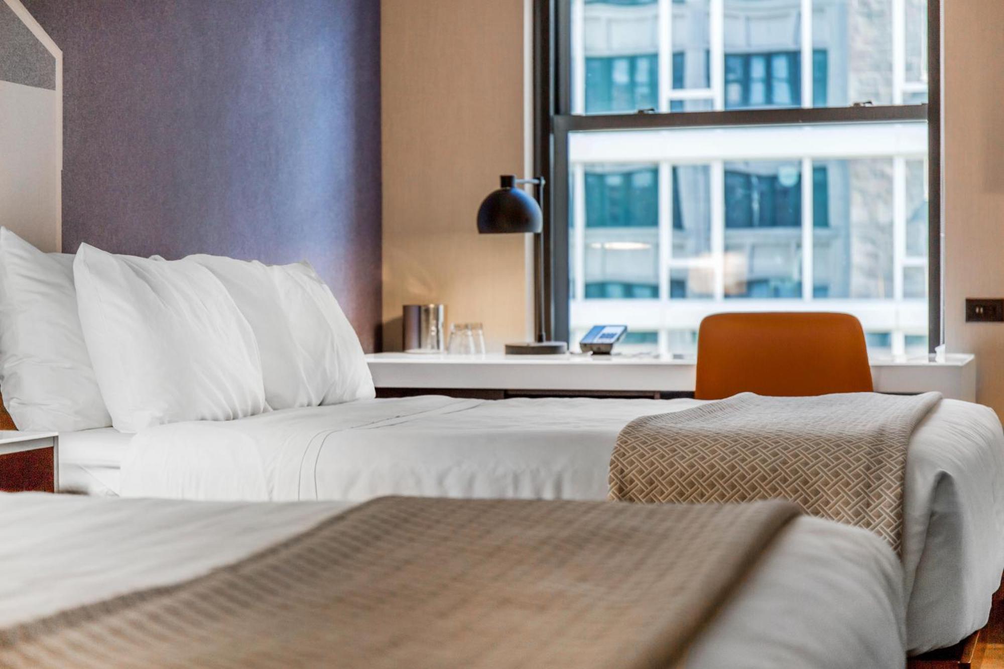 Suite met 2 Queensize Bedden - Geschikt voor Gasten met een Lichamelijke Beperking - Rookvrij