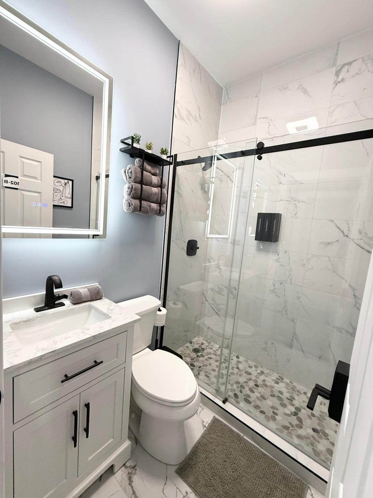 Double Room Private External Bathroom