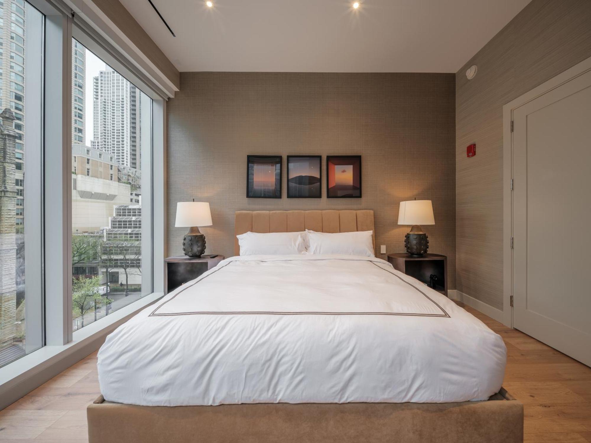 Superior King Suite