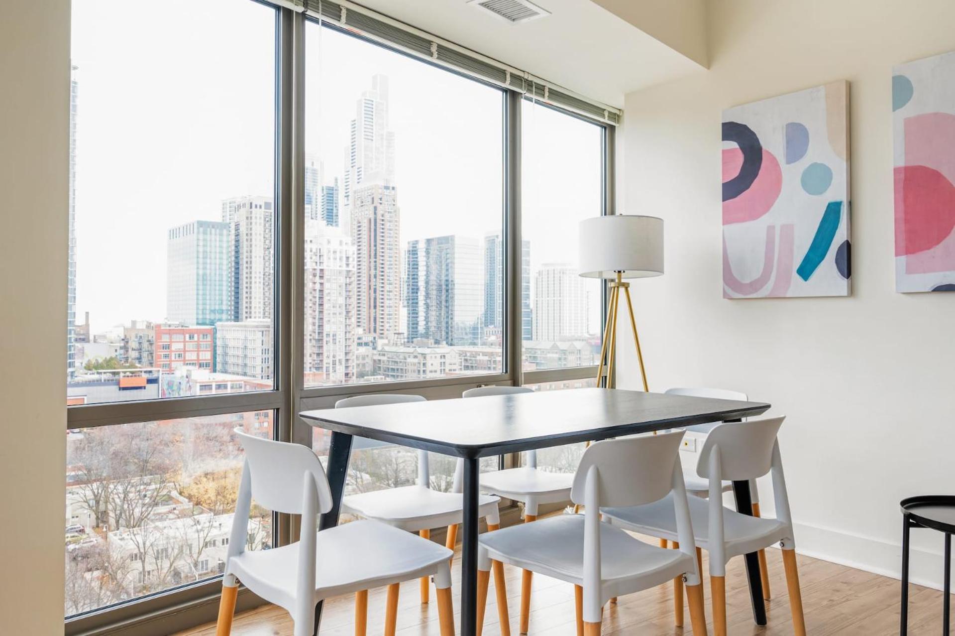 Three-Bedroom Apartment Self Check Virtual Front Desk