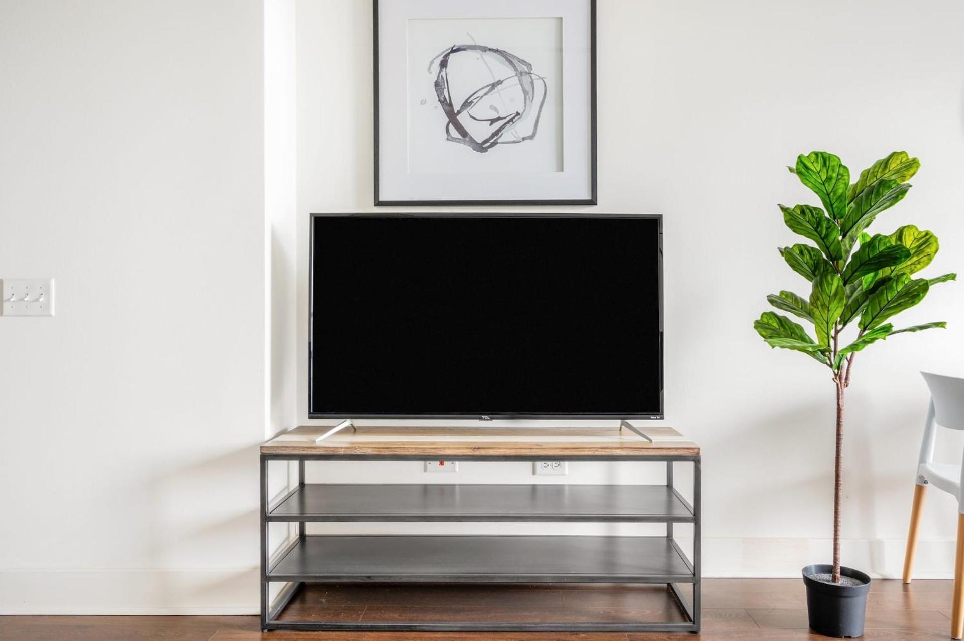 Deluxe Studio Apartment Self Check Virtual Front Desk,1766005524:JPEG
