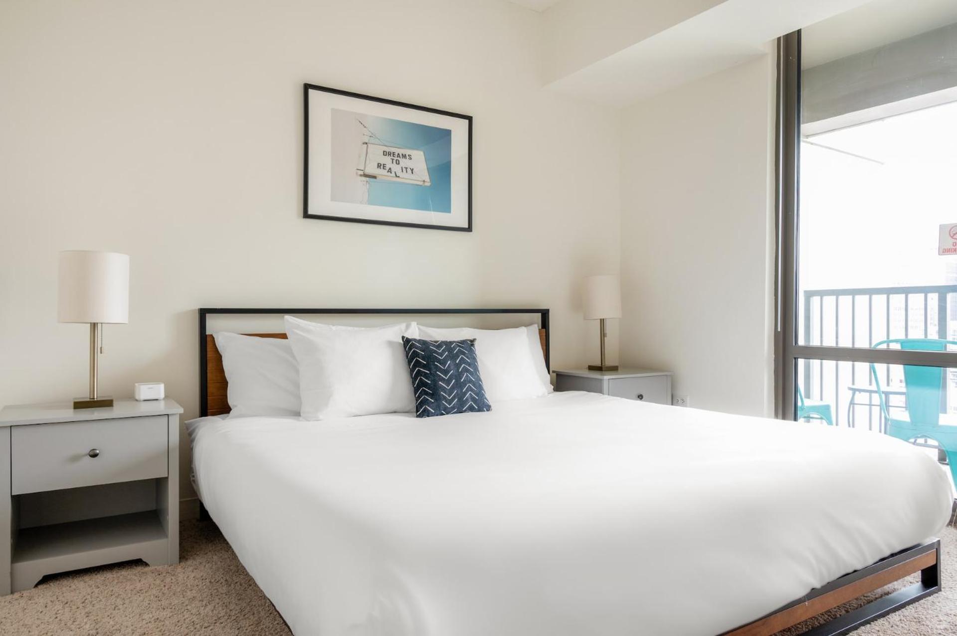 One-Bedroom Apartment Self Check Virtual Front Desk
