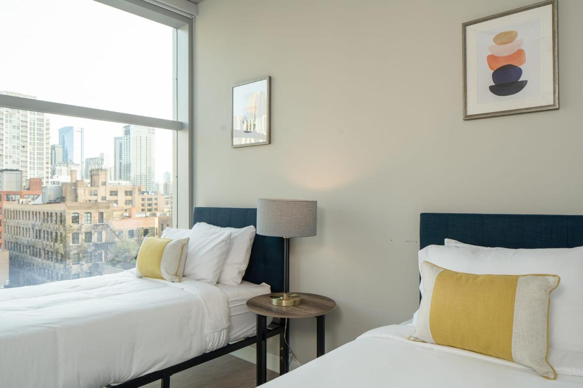 Two-Bedroom Apartment (Self Check-in with Virtual Front Desk)