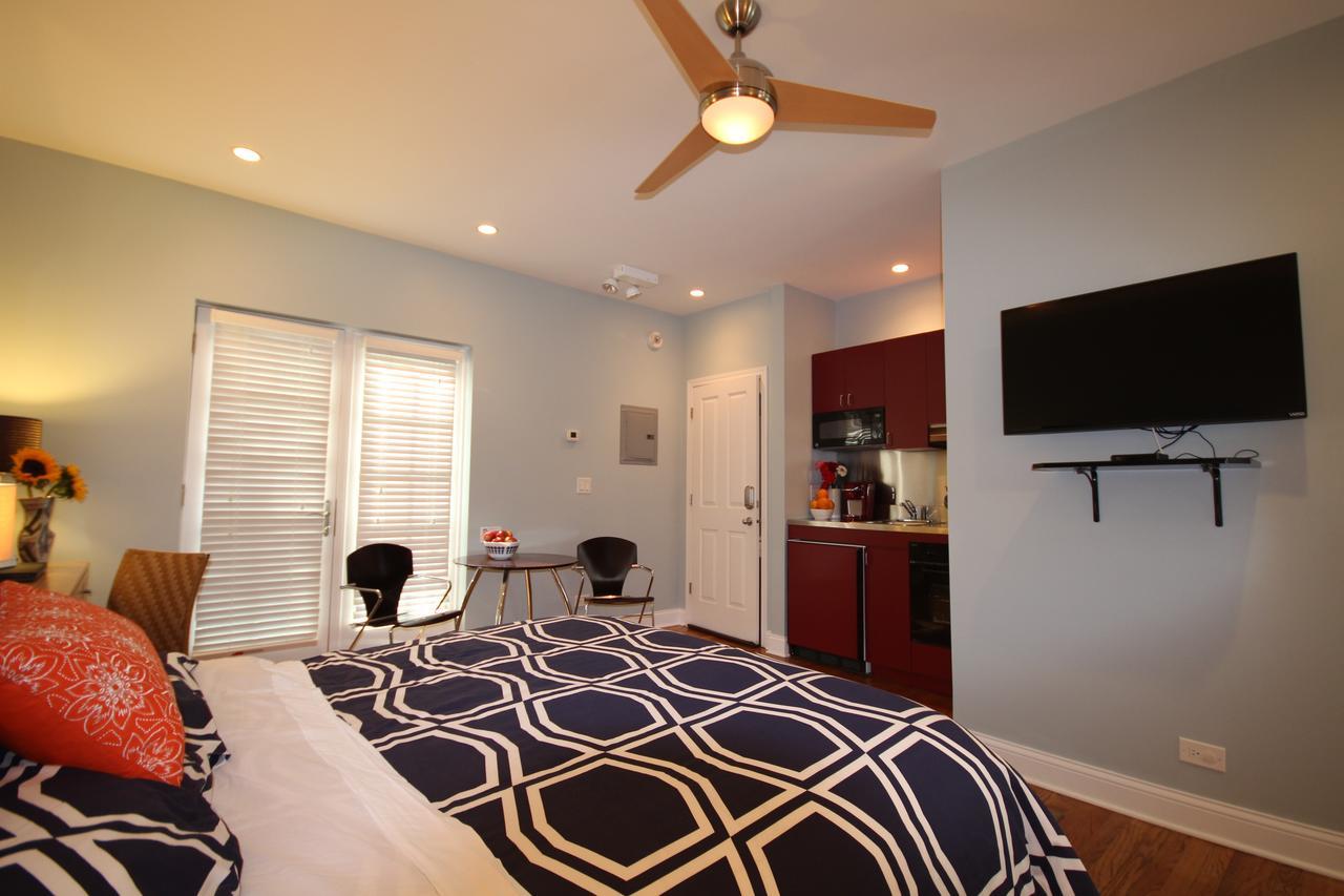 Deluxe Studio
