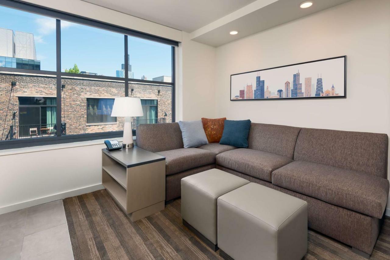 Queen Suite Two Queen Beds Kitchen High Floor