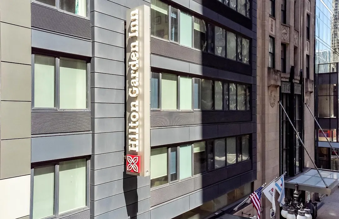 Hilton Garden Inn Chicago Downtown Riverwalk-1