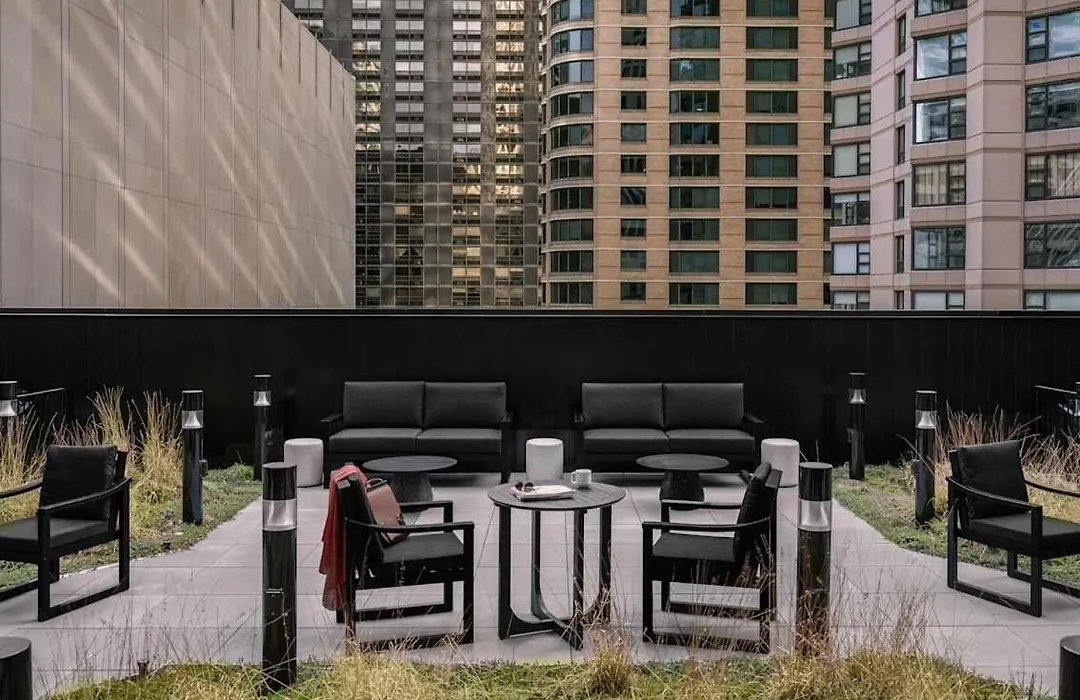Kasa Lake Shore Chicago-1