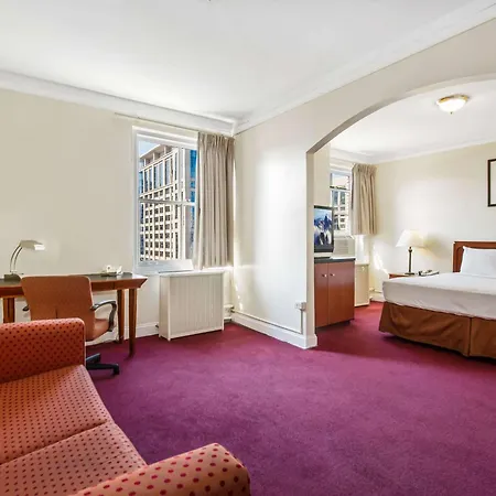 Travelodge By Wyndham Downtown Chicago-2