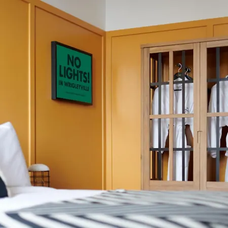 The Chicago Hotel Collection Wrigleyville-3