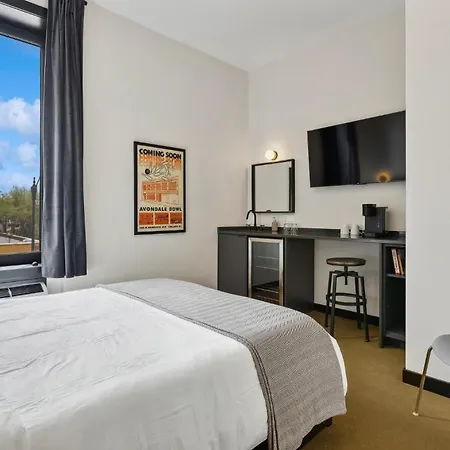 Logan Square Sro Hotel-2
