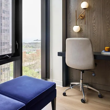 Arlo Chicago-3