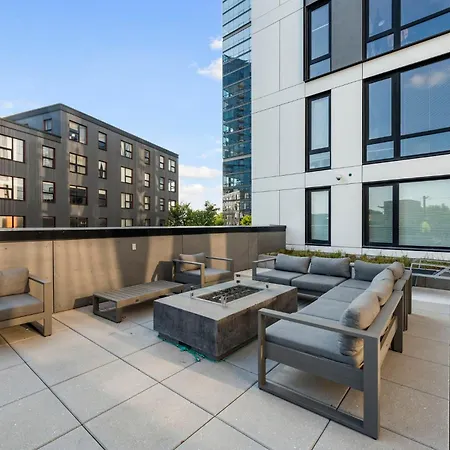 Chic 4-Bedroom With Skyline Views & Amenities-2