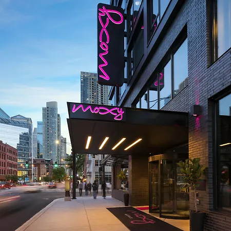 Moxy Chicago Downtown-2