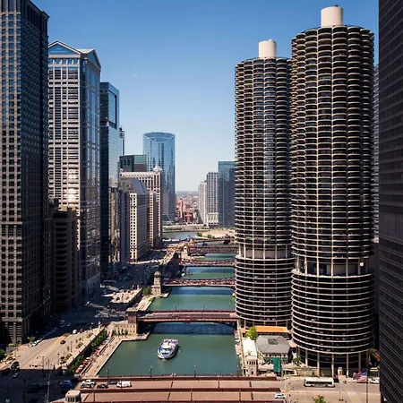 Londonhouse Chicago, Curio Collection By Hilton-2