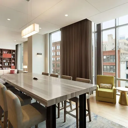 Hampton Inn Chicago West Loop Fulton Market Area-2