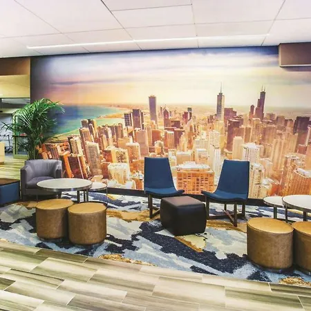 La Quinta Inn & Suites By Wyndham Chicago Downtown-2