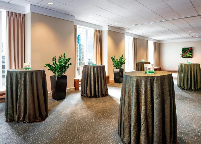 The Westin Michigan Avenue Chicago Hotel