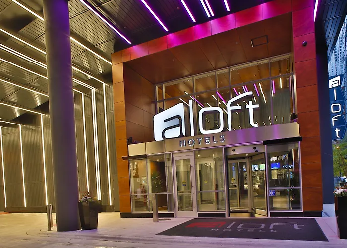 Aloft Chicago Mag Mile Hotel
