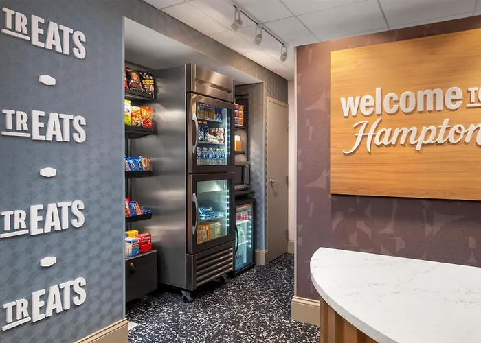 Hampton Inn Majestic Chicago Theatre District