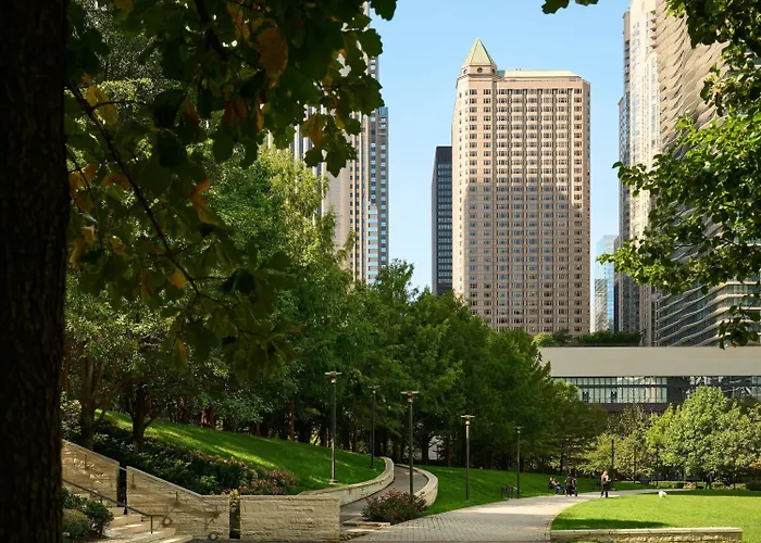 Fairmont Chicago Millennium Park Hotel