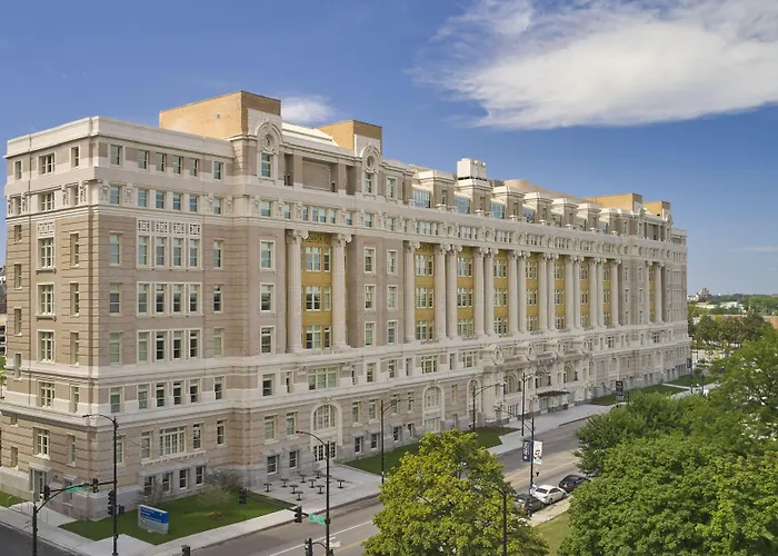 Hyatt Place Chicago Medical/University District