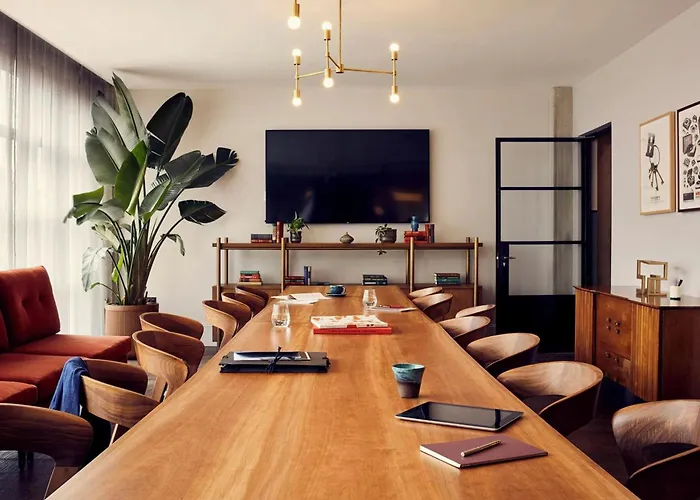 The Hoxton, Chicago Hotel